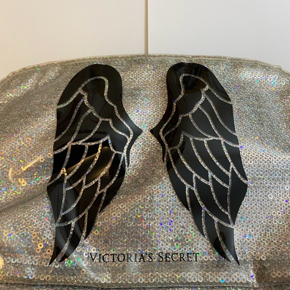 Victoria’s Secret Sparkling Silver Black Wings Tote/Makeup Case LN Angel Tag - Picture 3 of 6